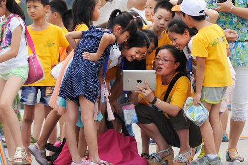 Nan giải trông trẻ ngày hè