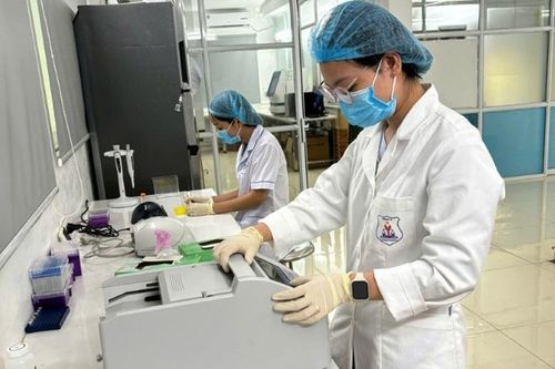 Người đứng đầu cơ quan chuyên môn y tế thuộc UBND cấp tỉnh có thẩm quyền bổ nhiệm giám định viên pháp y