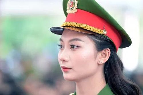 Từ cô học sinh nhút nhát đến Trung úy Công an mang hoài bão phục vụ Tổ quốc