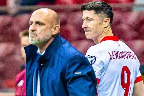 Lewandowski gây sức ép, HLV Ba Lan phải từ chức