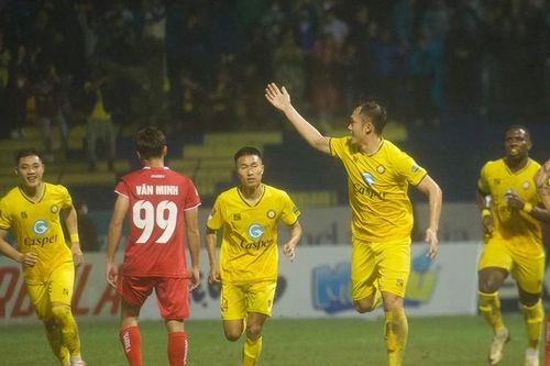 VPF thông báo quan trọng về trọng tài hai trận cầu 'đinh' vòng 25 V-League