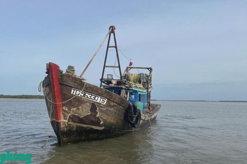 Tìm kiếm và cứu hộ thành công người dân mất tích trên vùng biển Tiền Giang