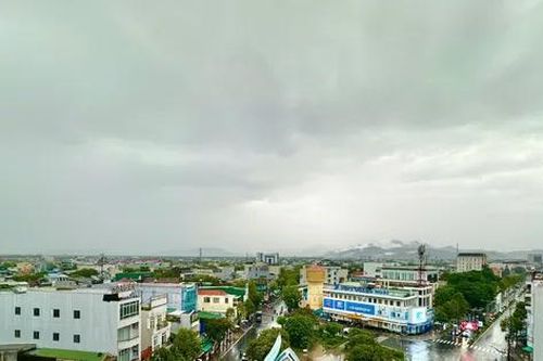 Xã nào đông dân, lớn nhất tỉnh Quảng Ngãi sau sắp xếp?