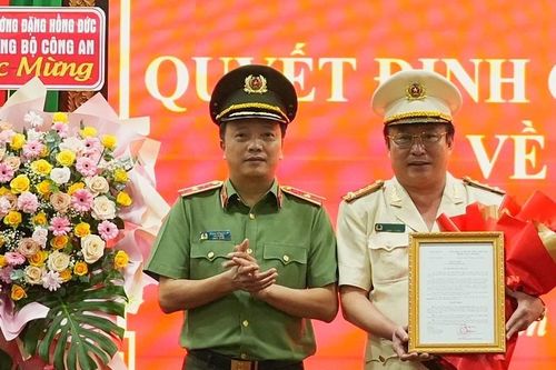 Ba đại tá được điều động làm giám đốc, phó giám đốc công an tỉnh ở miền Tây