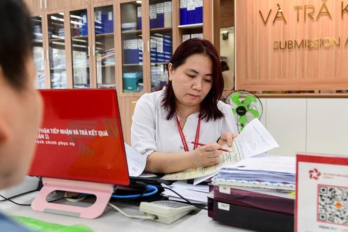 Hà Nội và TPHCM được tăng thêm không quá 10 phó giám đốc sở
