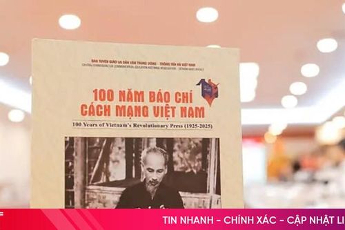 Trăm năm giữ tròn con chữ