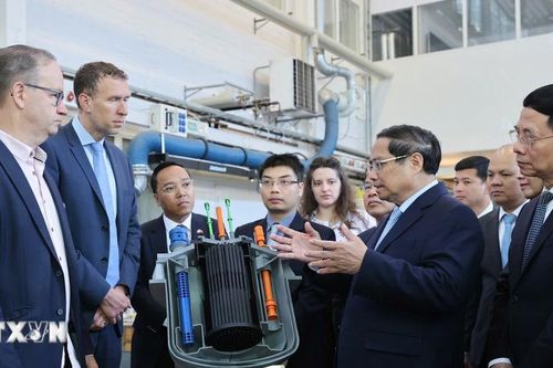 Đề nghị Thụy Điển hỗ trợ Việt Nam hoàn thiện quy chuẩn về năng lượng hạt nhân