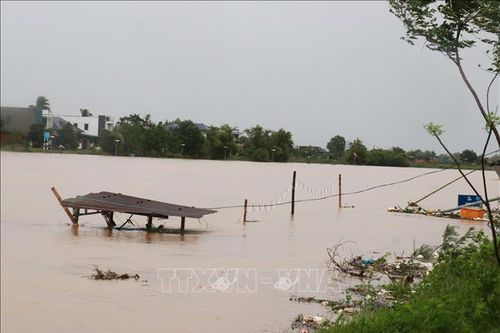 Khẩn trương tìm kiếm hai chị em bị lũ cuốn mất tích khi đi soi bắt ếch