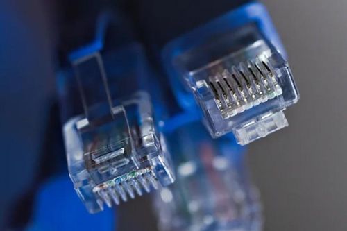 Sự thật phía sau những sợi cáp Ethernet màu xanh lam