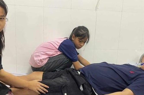 Bác sĩ kêu gọi giúp đỡ góa phụ nghèo có chồng vừa đột tử, con trai gặp tai nạn nguy kịch