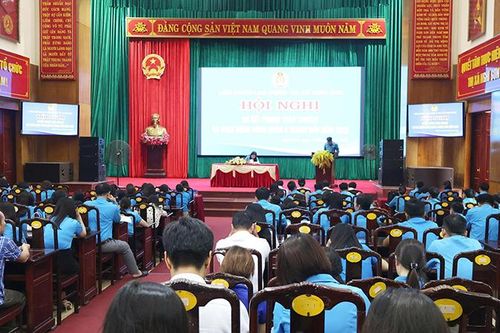 Thị xã Nghi Sơn: Công bố quyết định kết thúc hoạt động của 144 Công đoàn cơ sở