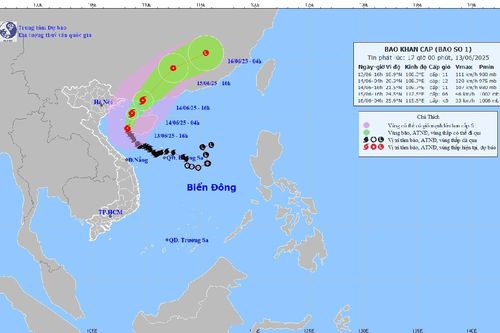 Bão Wutip cách đảo Bạch Long Vĩ khoảng 215km về phía Nam Đông Nam