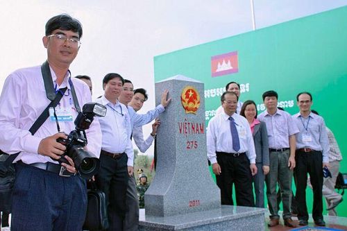 Tản mạn về 'người làm báo'