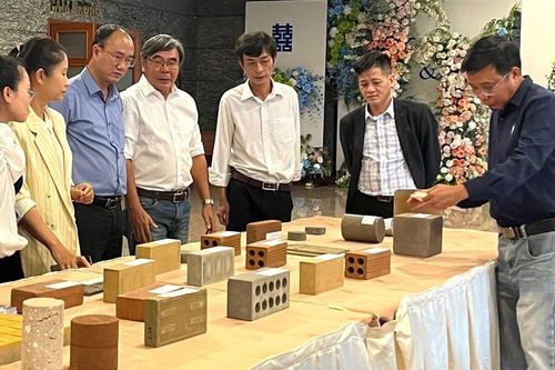 Hội thảo ứng dụng công nghệ Polymer khoáng vô cơ trong làm đường giao thông nông thôn