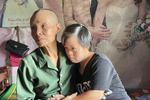 Cả nhà mắc bệnh nan y