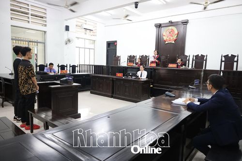 Buôn ma túy, 2 anh em ruột cùng vào tù