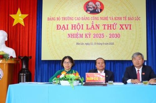 Đại hội Đảng bộ Trường Cao đẳng Công nghệ và Kinh tế Bảo Lộc lần thứ XVI