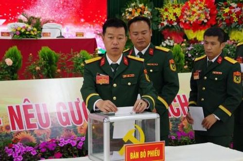 Đảng bộ Trung đoàn Bộ binh 994 tổ chức thành công Đại hội điểm nhiệm kỳ 2025 - 2030