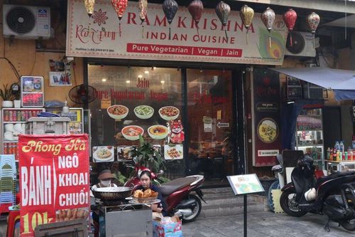 Phố 'Tây' Hà Nội: Bản giao hưởng Đông - Tây giữa thủ đô