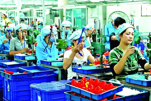 Kinh tế Việt Nam thể hiện sức bền trong 'cơn bão thuế quan'