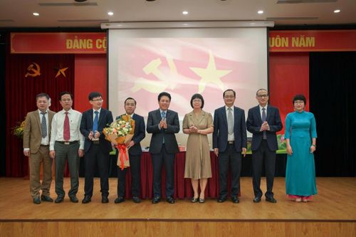 Đảng bộ Cục Công nghệ thông tin có nhiều đóng góp với quá trình chuyển đổi số ngành Ngân hàng