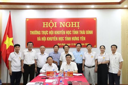 Thảo luận thống nhất đề án sáp nhập Hội Khuyến học 2 tỉnh Thái Bình - Hưng Yên