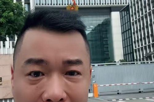 Chồng cũ Hằng Du Mục bất ngờ tung đơn kiện giành quyền nuôi con