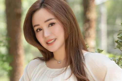 Vy Oanh: 'Tôi từng nghĩ mình sẽ không còn hát nữa'