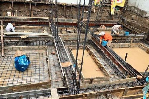 Xây nhà khi trời mưa cần lưu ý gì?