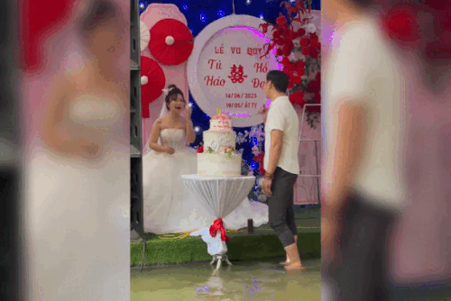 Thực hư clip cô dâu khóc nấc vì sợ lũ không ai đến dự đám cưới ở Huế