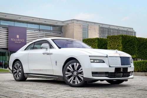 Rolls-Royce Spectre Rose - xe điện siêu sang lấy cảm hứng hoa hồng Anh