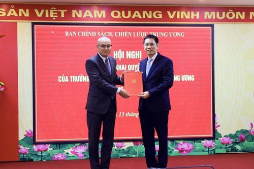 Chủ tịch MobiFone làm Vụ trưởng Ban Chính sách, chiến lược Trung ương
