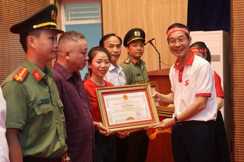 Chương trình 'Hành trình đỏ - Kết nối dòng máu Việt' tại Quảng Ngãi