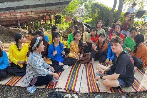 Về Kim Bồng, trải nghiệm phiên chợ quê đậm hồn xứ Quảng