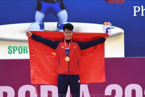 Lực sĩ 21 tuổi xuất sắc giành 2 HCV trong 2 tháng cho thể thao Việt Nam, là niềm hy vọng ở SEA Games