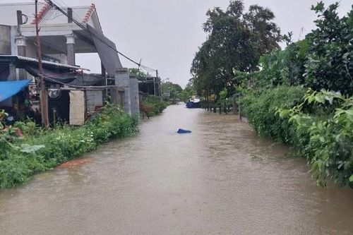Huế: Bắt cá sau mưa, hai anh em tử vong