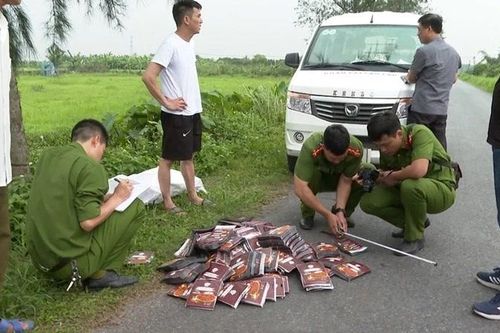 Phát hiện và thu giữ heo cháy tỏi, khô gà, khô bò giả