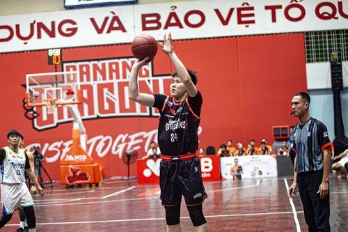 Danang Dragons khẳng định sức mạnh sân nhà, nhân đôi chiến thắng