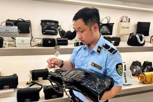 Đừng tiếp tay cho hàng hiệu giá rẻ
