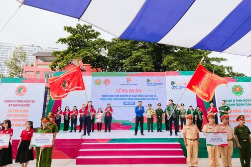 TPHCM ra quân chiến dịch tình nguyện Kỳ nghỉ hồng, Hành quân xanh