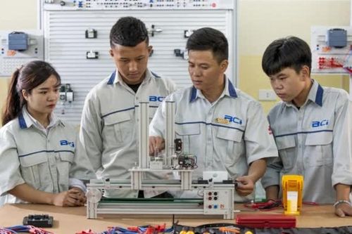 Bắc Ninh: Chú trọng phát triển nguồn nhân lực, hiện thực hóa mục tiêu trở thành trung tâm đổi mới công nghệ cao