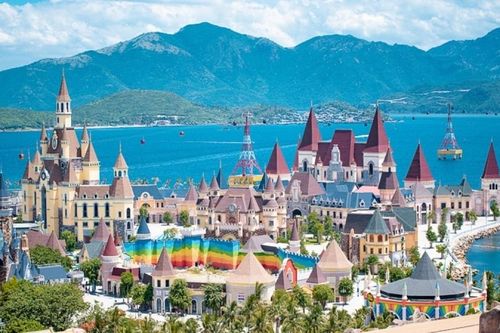 'Quẩy' hết mình tại VinWonders Nha Trang cùng Traveloka