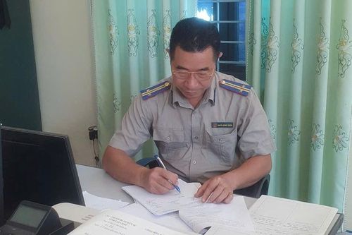 Người 'giữ lửa' trái tim công lý sau các bản án nơi ven trời Tây Bắc