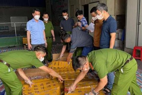 Phát hiện hơn 20 tấn sản phẩm động vật đông lạnh có dấu hiệu ôi thiu