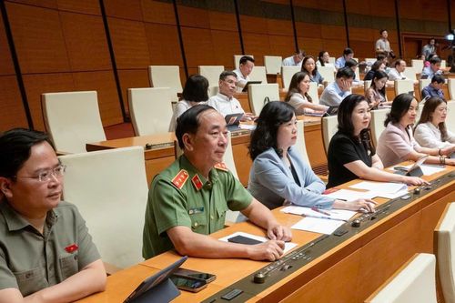 Việt Nam là quốc gia đầu tiên có Luật Công nghiệp Công nghệ số