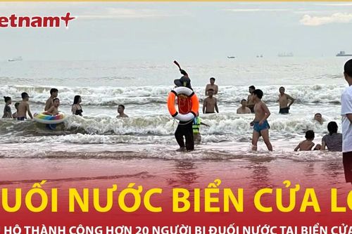 Cứu hộ thành công hơn 20 du khách bị đuối nước tại biển Cửa Lò