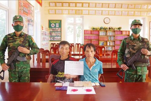 Bắt giữ nhiều đối tượng tàng trữ, buôn bán, sử dụng trái phép ma túy