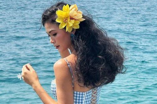 Á hậu Hoàn Vũ Việt Nam nói gì khi bị chê 'hết thời, không thấy đi show'?