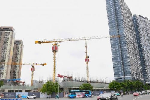 Chung cư Hà Nội tràn nguồn cung giá cao, áp lực bán hàng ngày càng lớn