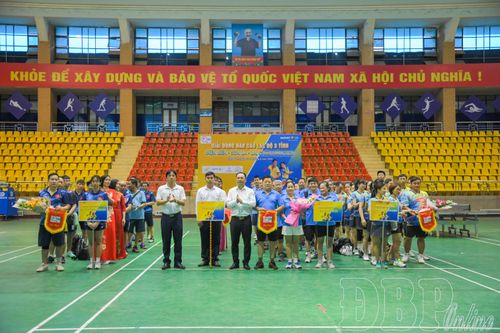 Khai mạc Giải bóng bàn Câu lạc bộ 3 tỉnh: Điện Biên - Sơn La - Lai Châu